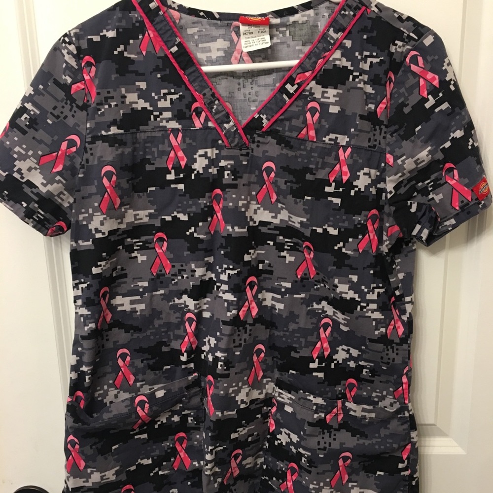 Dickies Scrub top